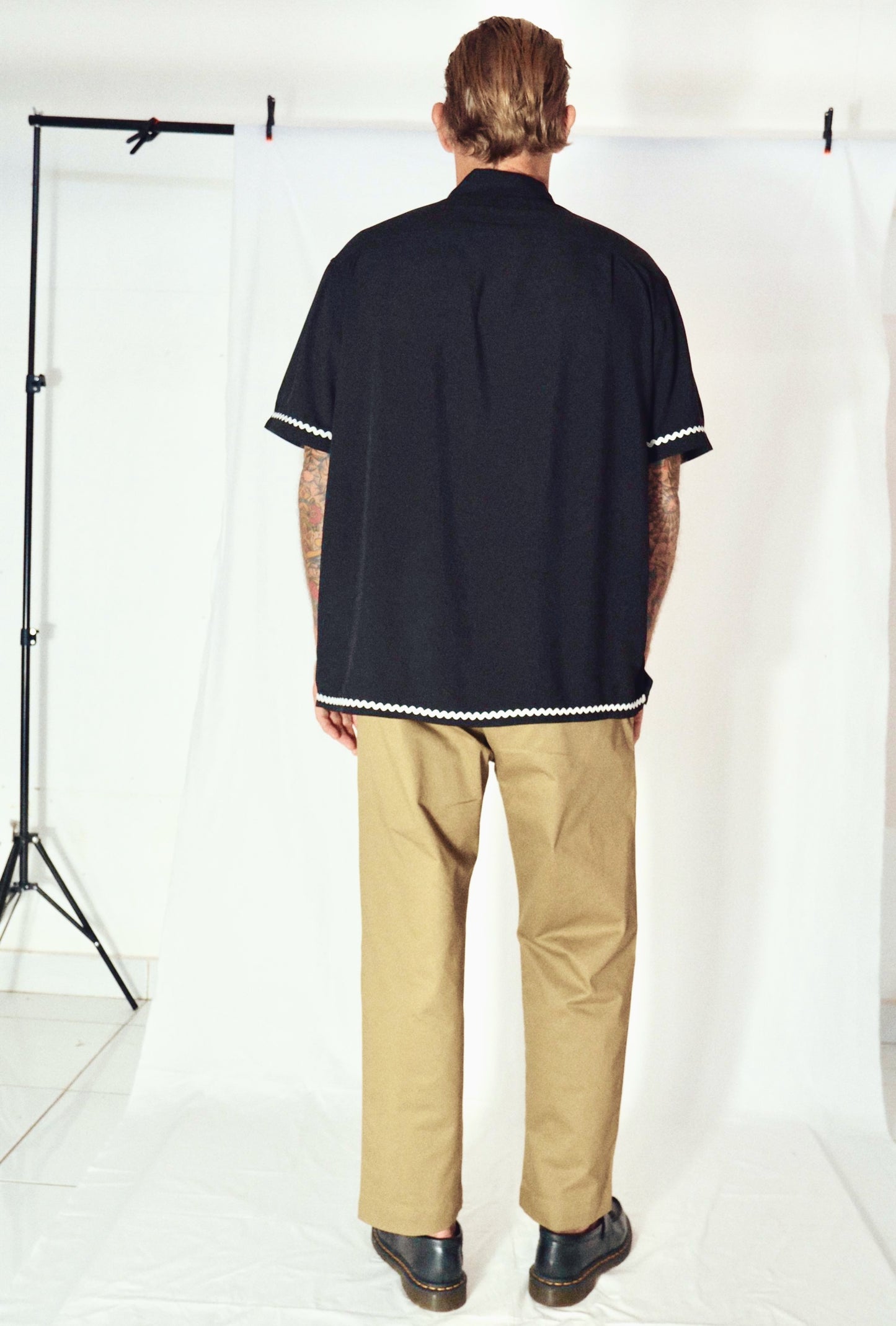 ‘Aperitivo’ Shirt Black